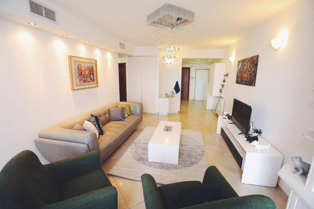 Art Apartment In Mamila - Parking Best Location 2 القدس المظهر الخارجي الصورة